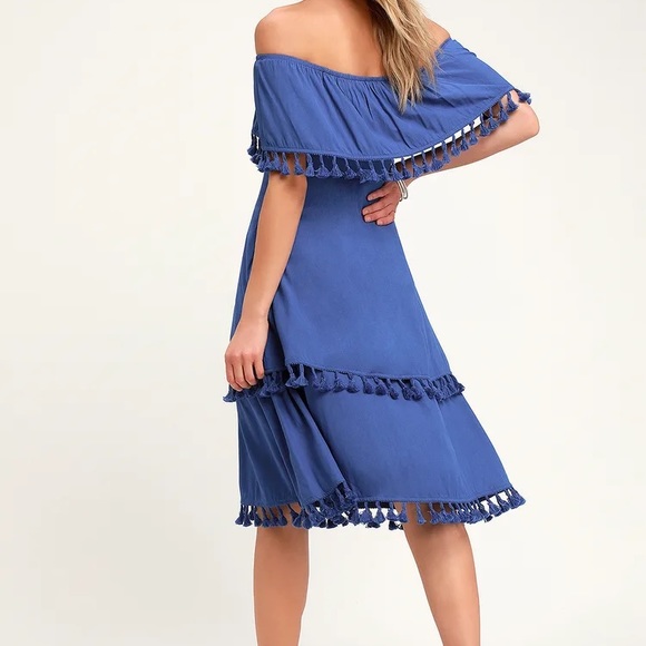 LULUS Off the shoulder Blue Spanish style dress - Picture 4 of 4